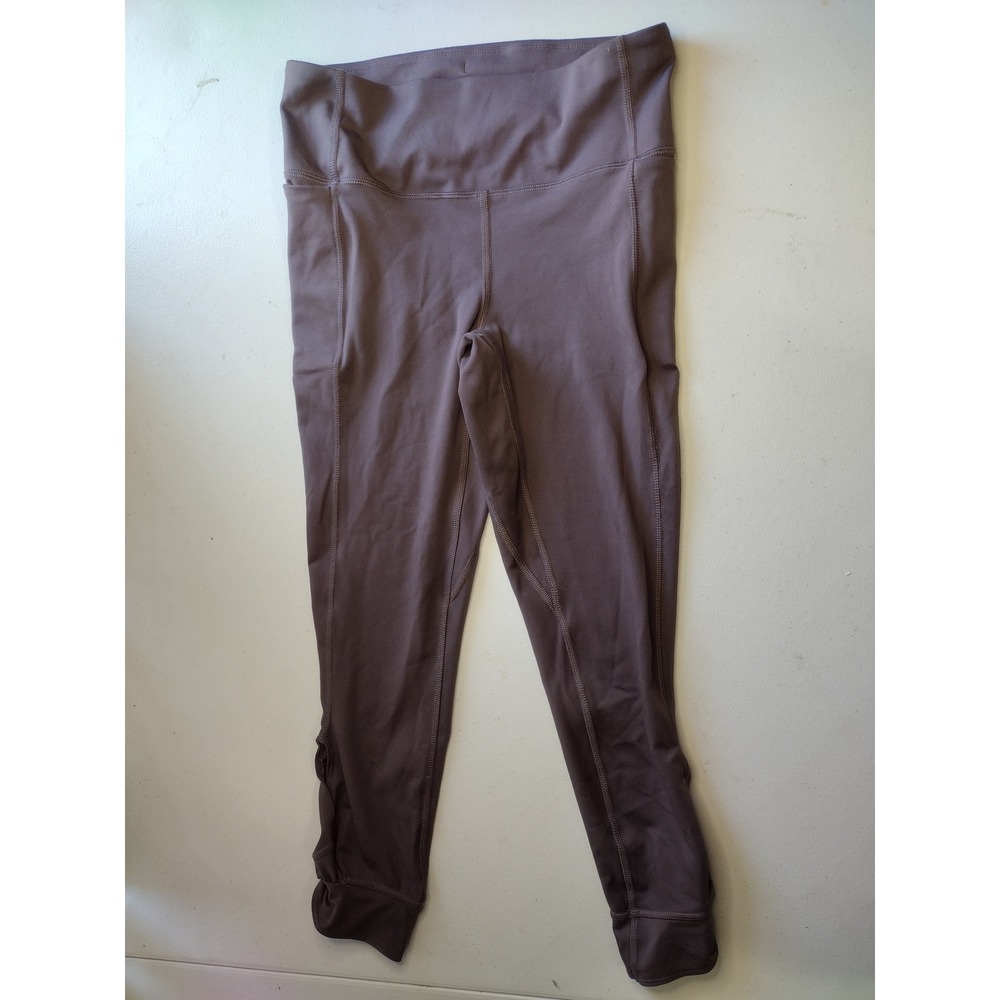 Under Armour Womens‎ Medium Mauve Workout crop Leggings Pockets Athletic Gym